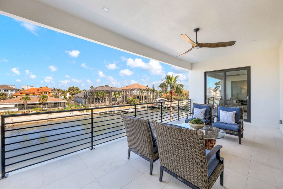 469 Germain Ave, Naples, FL 34108