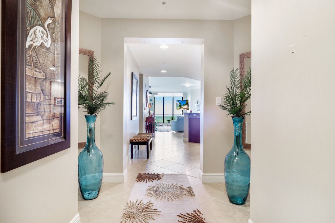 5781 Cape Harbour Dr #809, Cape Coral, FL 33914