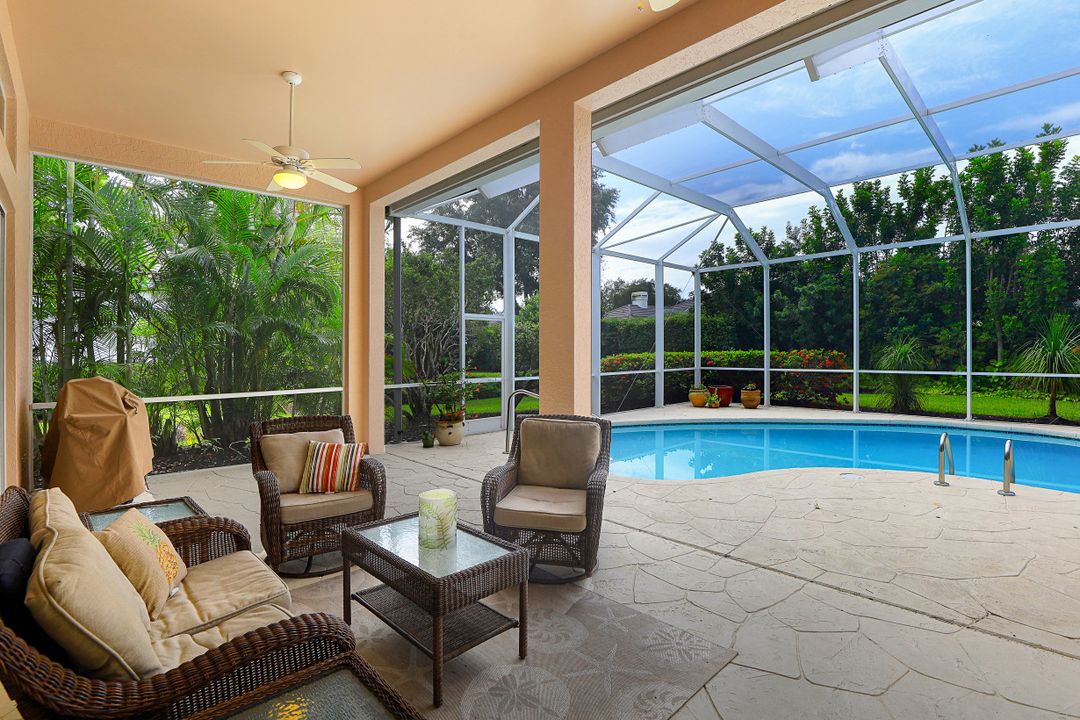 5910 Sonoma Ct, Naples, FL 34119