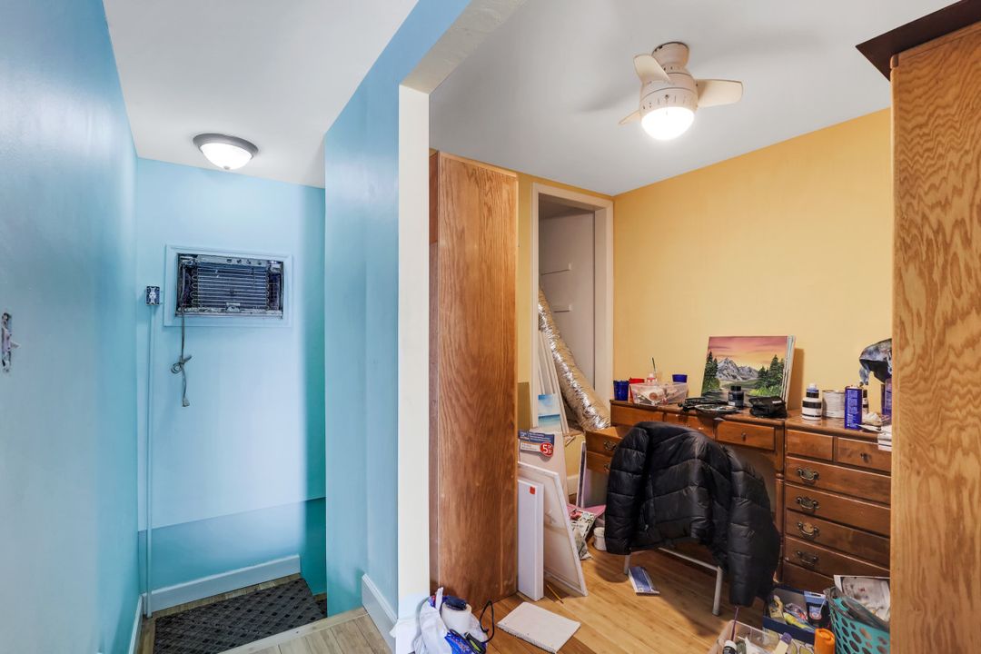 431 12th Ave NW, Naples, FL 34120