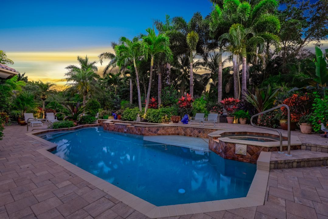 510 Anchor Rode Dr, Naples, FL 34103