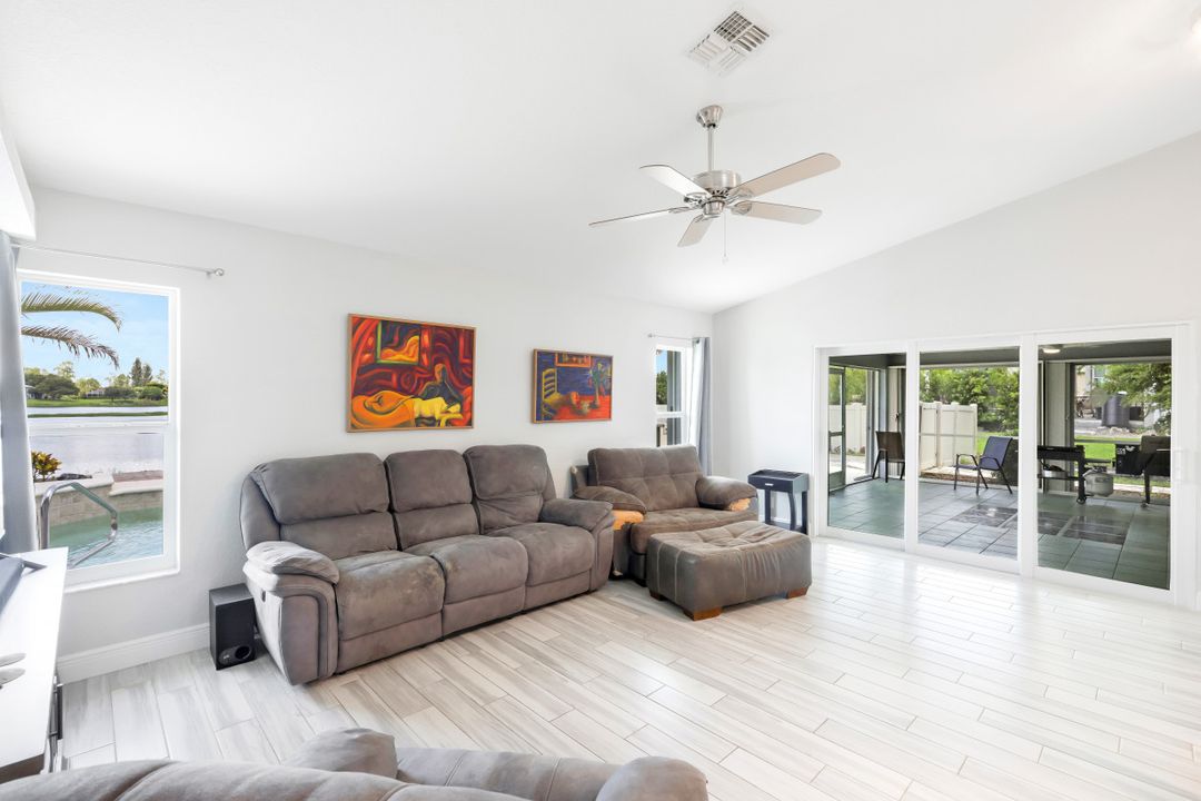 27329 Rue De Paix, Bonita Springs, FL 34135