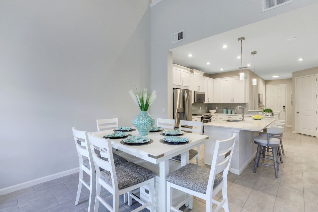 4659 Arboretum Cir #103, Naples, FL 34112