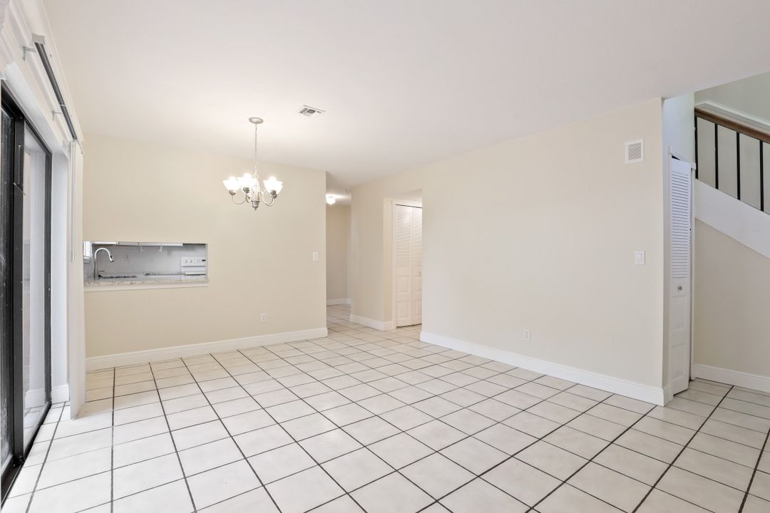 621 SE 12th Ave APT 118, Cape Coral, FL 33990