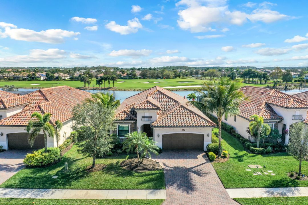 12672 Kinross Ln, Naples, FL 34120