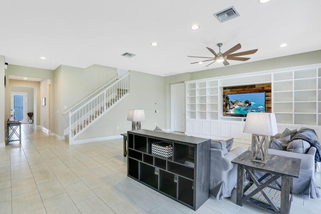 12713 Astor Pl, Fort Myers, FL 33913