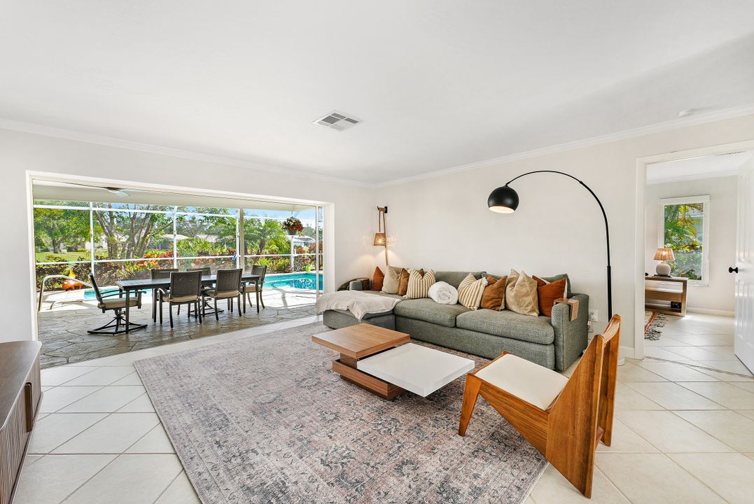 28379 Las Palmas Cir, Bonita Springs, FL 34135