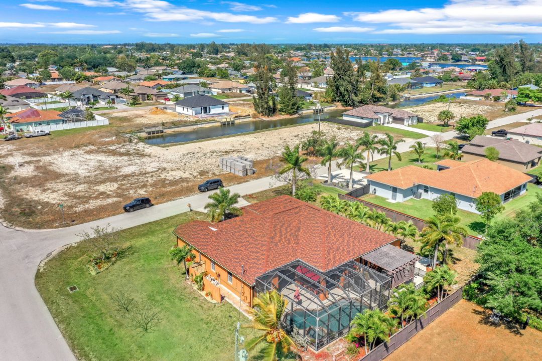 720 SW 13th St, Cape Coral, FL 33991