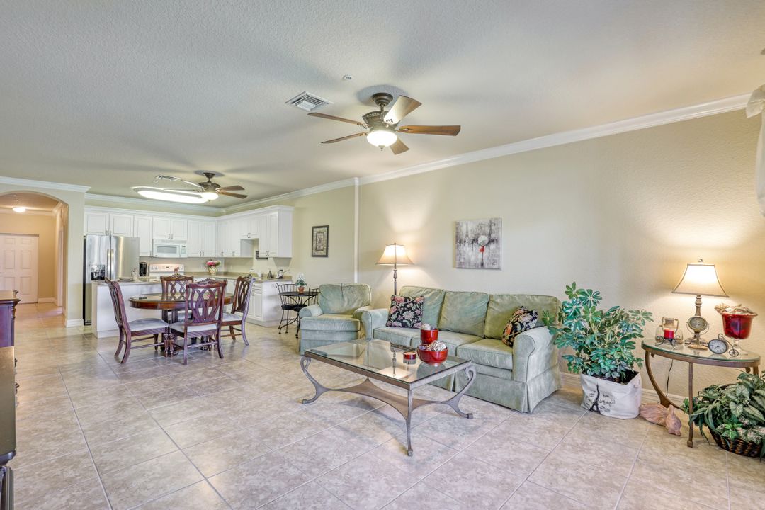 9621 Spanish Moss Way #3813, Bonita Springs, FL 34135