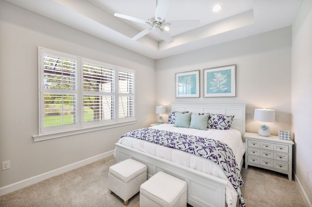 5807 Haiti Dr, Naples, FL 34112