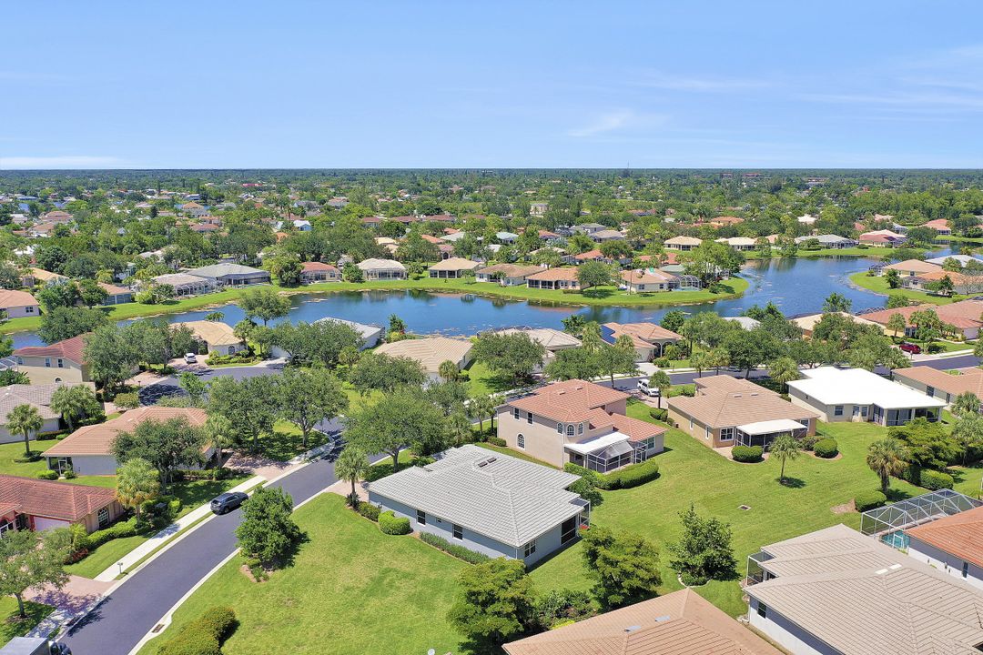 3967 Ruxton Rd, Naples, FL 34116