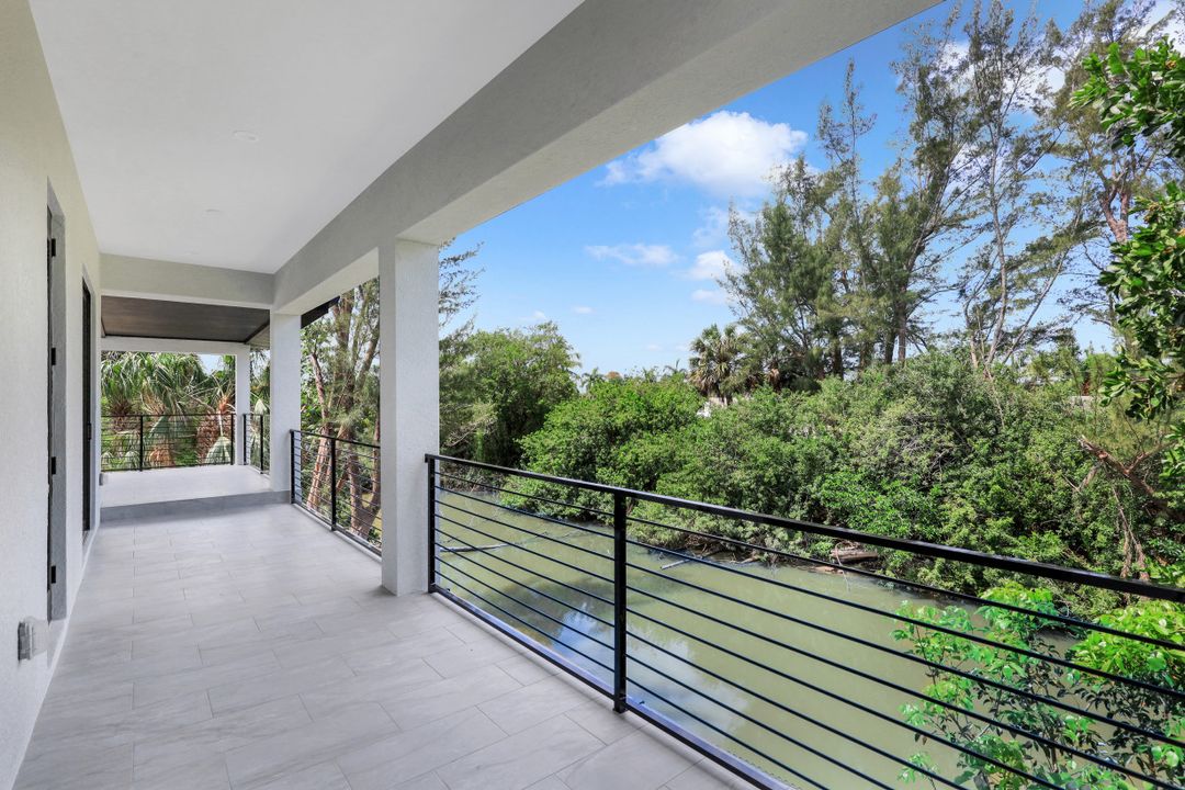 4064 Full Moon Ct, Naples, FL 34112