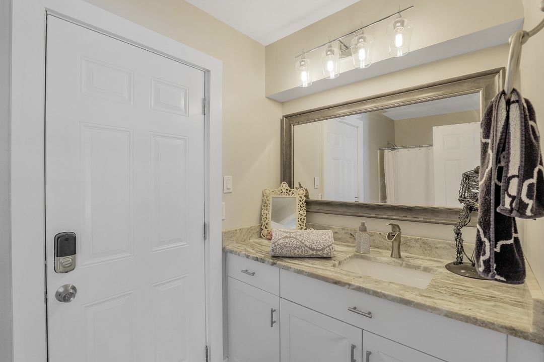 1320 Alcazar Ave, Fort Myers, FL 33901