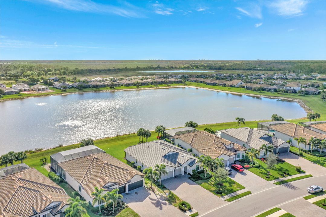 17444 Newberry Ln, Estero, FL 33928