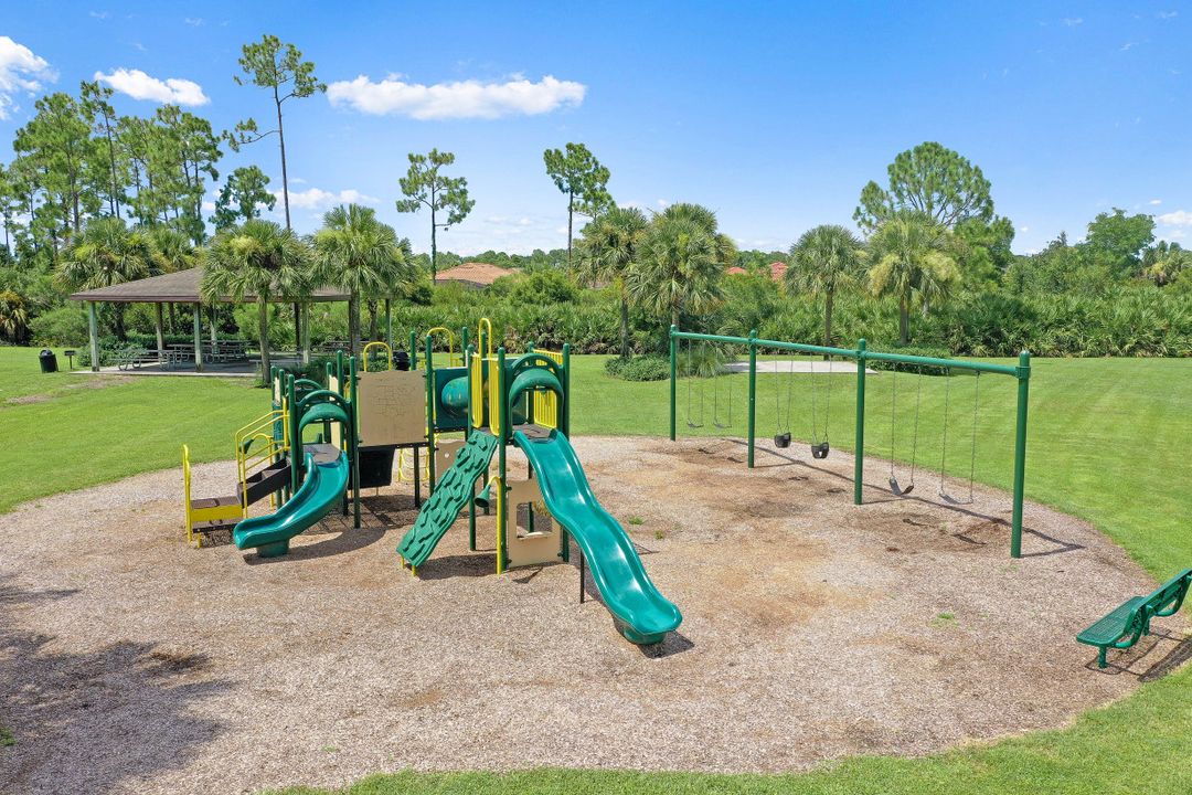 2517 Caslotti Way, Cape Coral, FL 33909