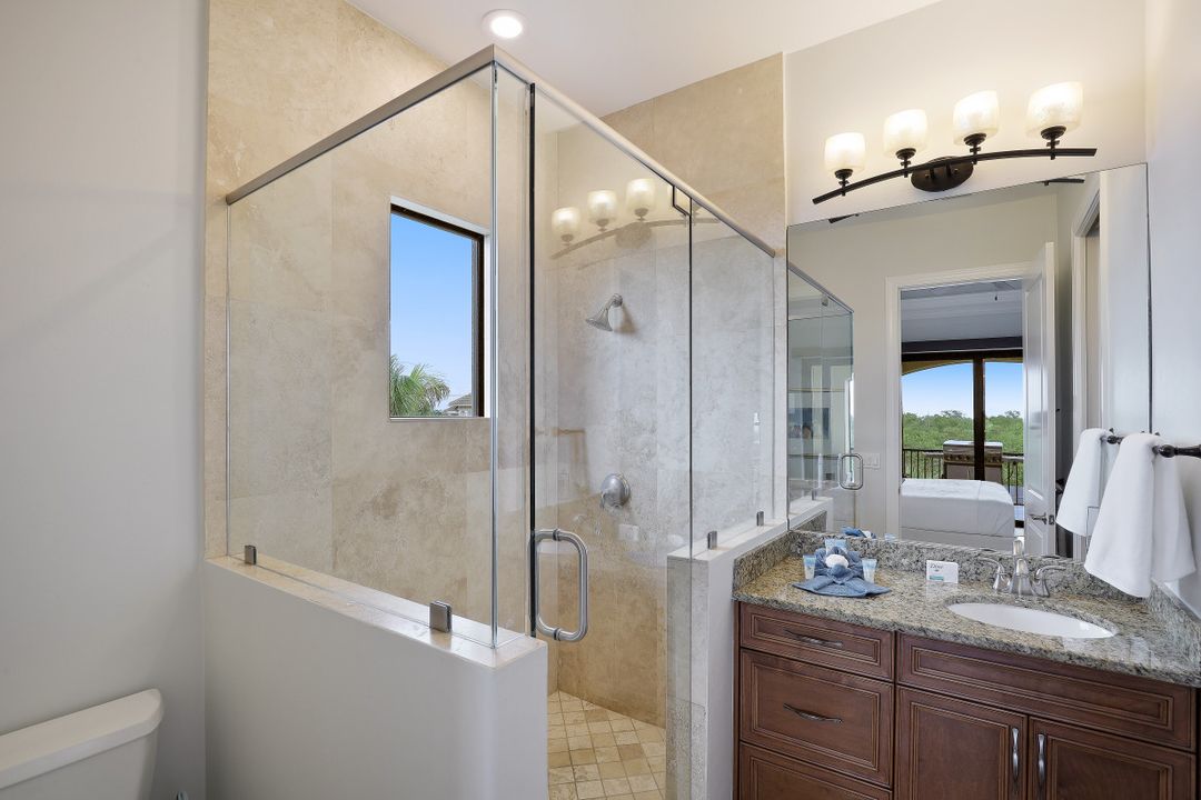 500 Spinnaker Dr, Marco Island, FL 34145