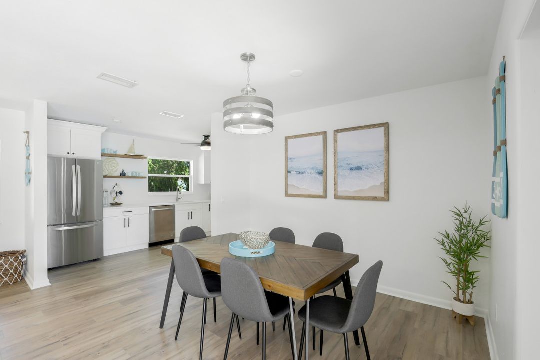 5118 York Ct, Cape Coral, FL 33904