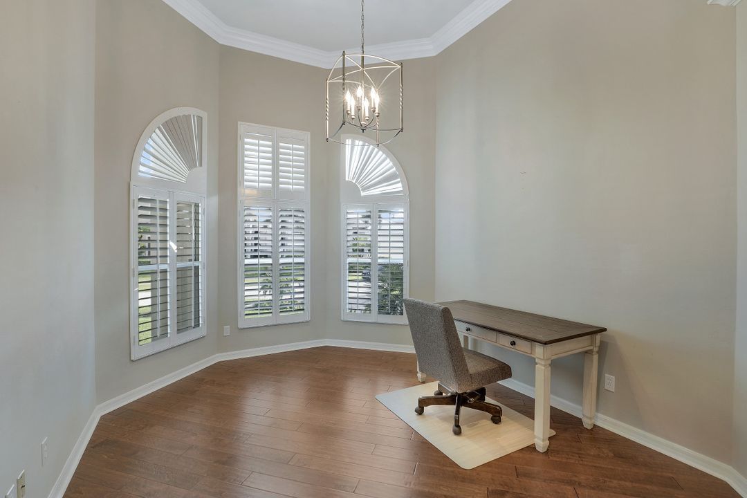 851 Banyan Ct, Marco Island, FL 34145