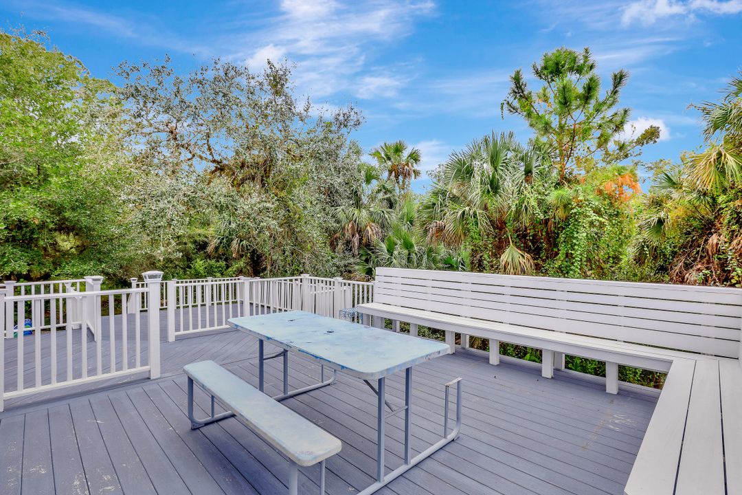 5680 Dana Rd, Fort Myers, FL 33905