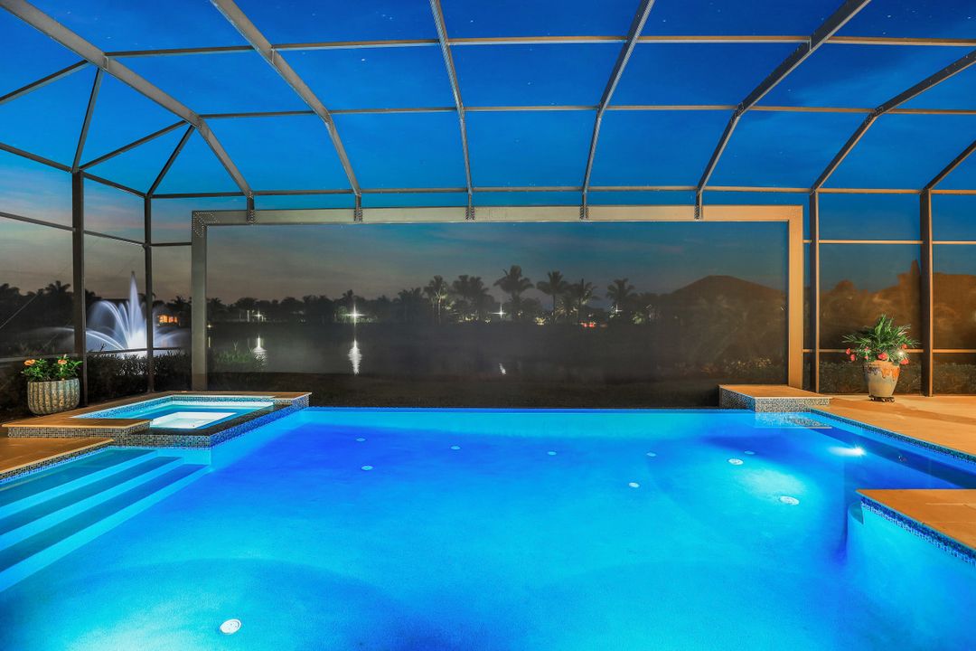 6587 Barbera Ln, Naples, FL 34113