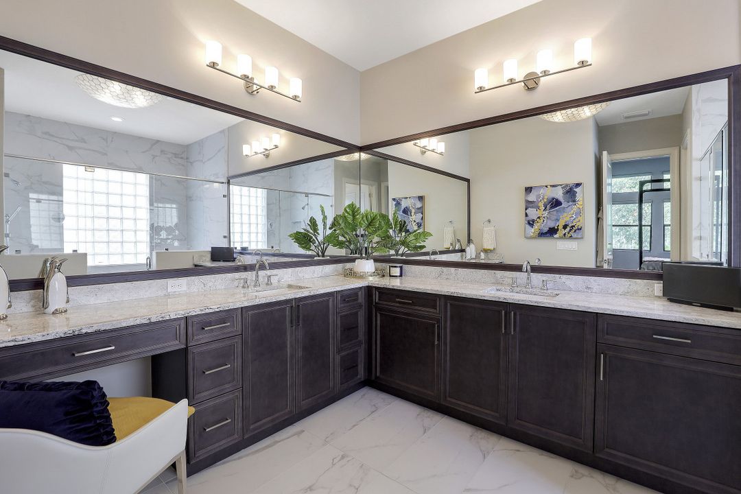 14698 Reserve Pl, Naples, FL 34109