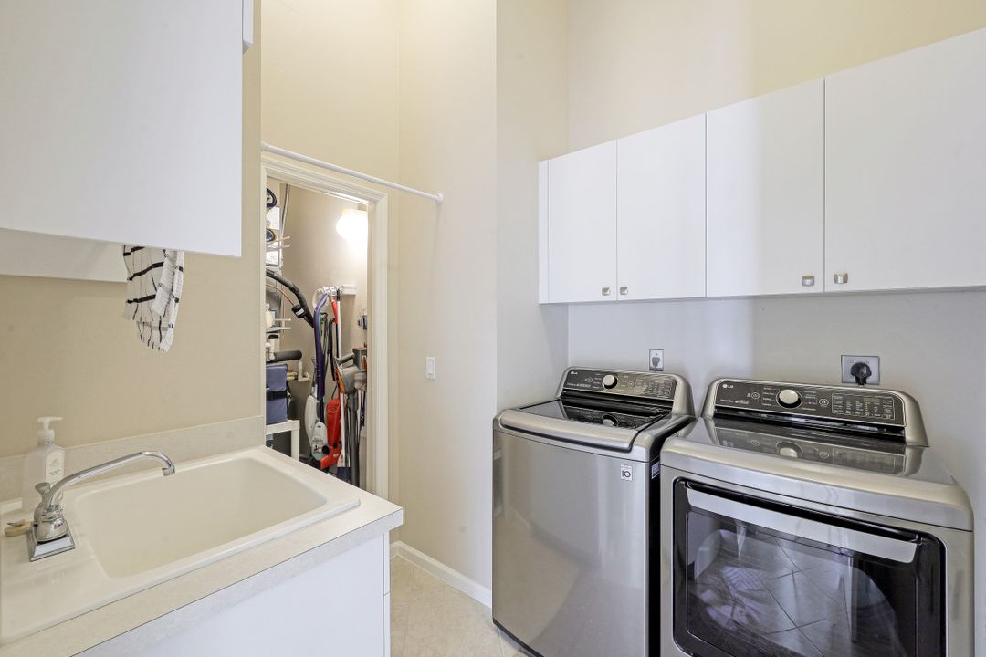 2365 Bayou Ln #4, Naples, FL 34112