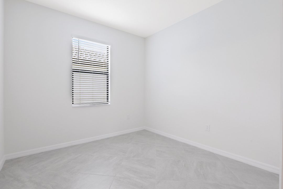 12040 Arbor Trace Dr, Fort Myers, FL 33913