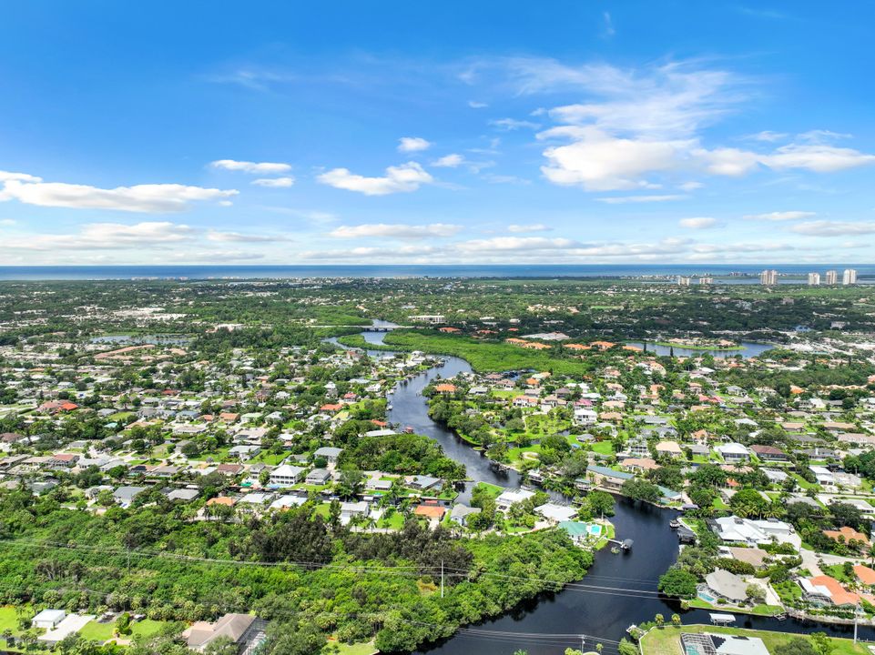 27050 Flamingo Dr, Bonita Springs, FL 34135