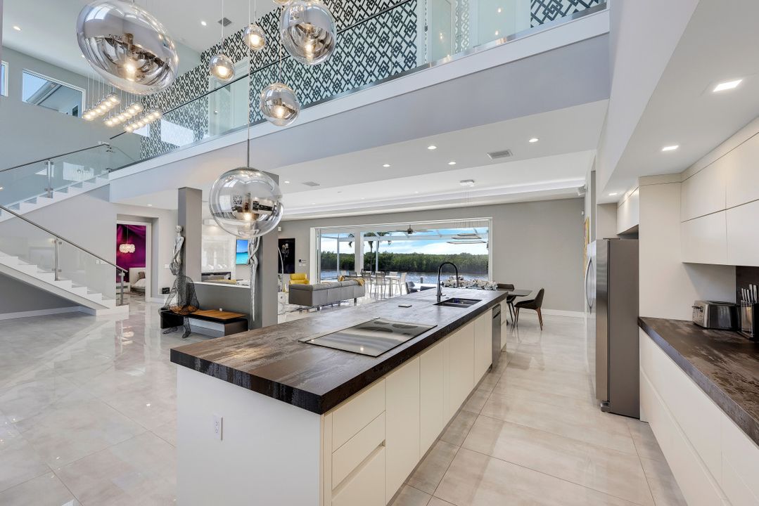 5210 SW 28th Pl, Cape Coral, FL 33914