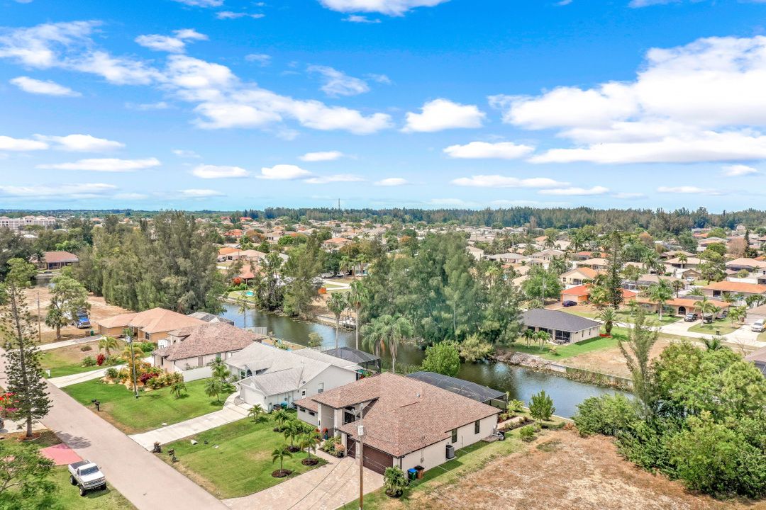 1321 SW 15th Terrace, Cape Coral, FL 33991