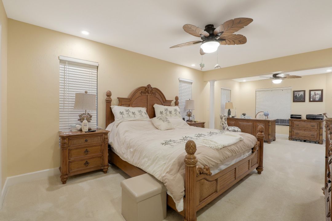 1427 SW 53rd Terrace, Cape Coral, FL 33914