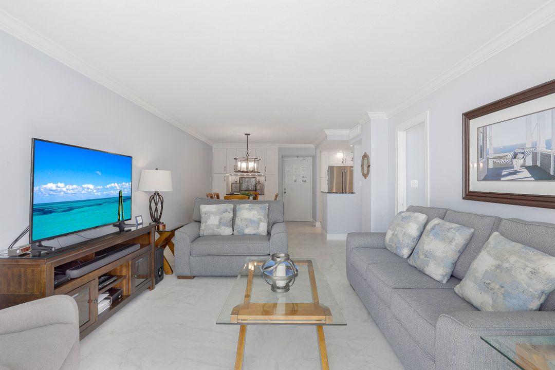 440 Seaview Ct #909, Marco Island, FL 34145