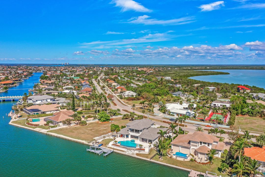 550 S Barfield Dr, Marco Island, FL 34145