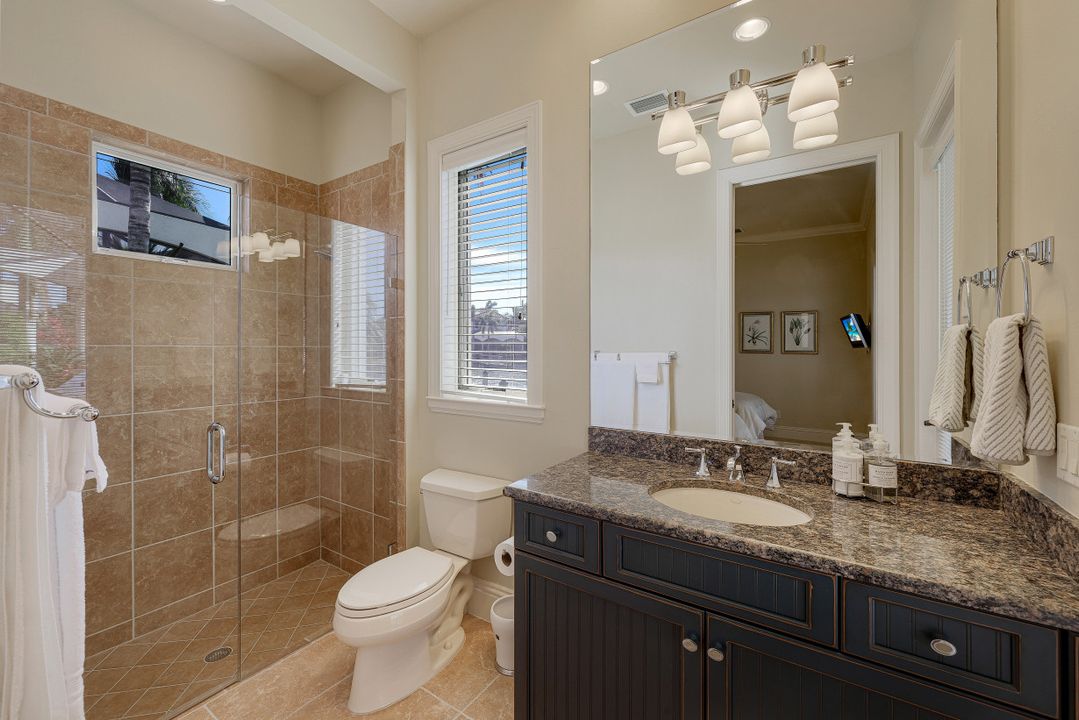 10590 Via Milano Dr, Miromar Lakes, FL 33913