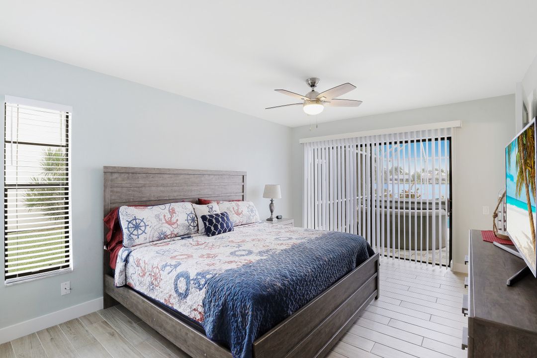 614 Cape Coral Pkwy W, Cape Coral, FL 33914