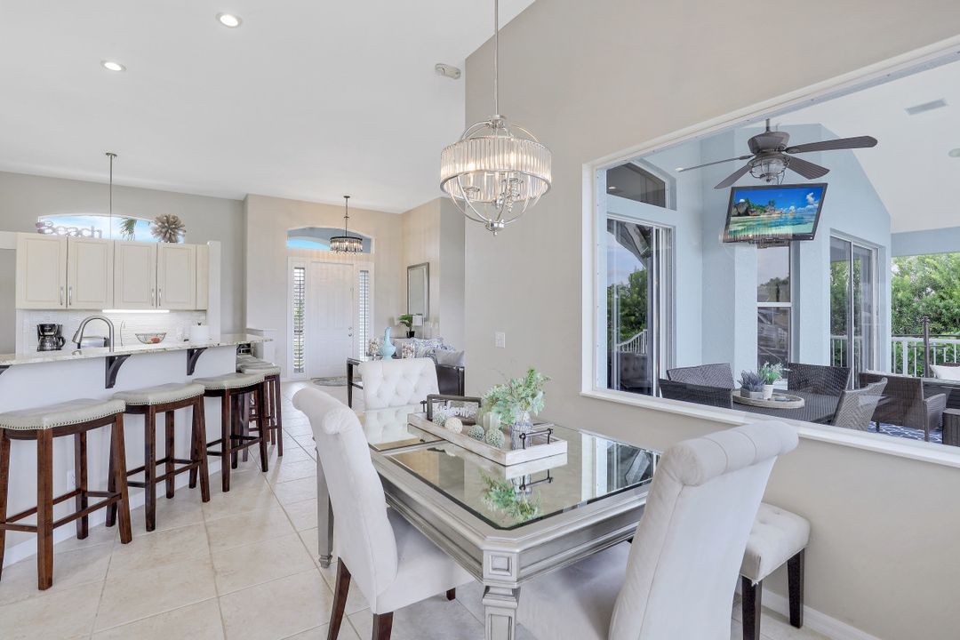 231 Seahorse Ct, Marco Island, FL 34145