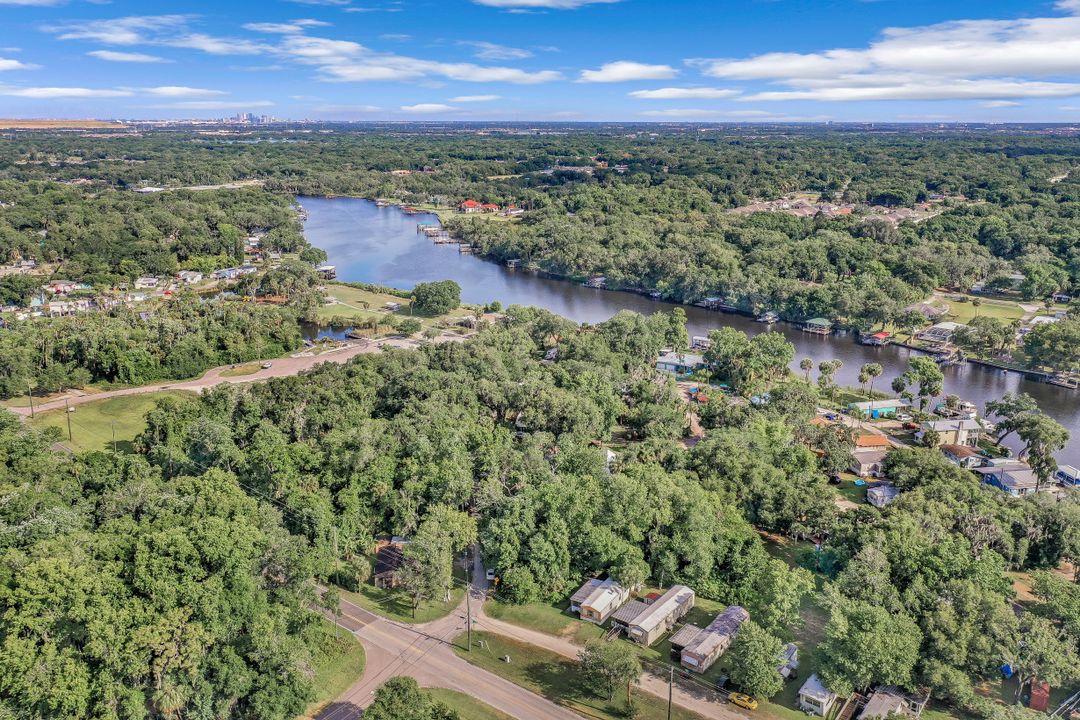 11110 Casa Loma Dr, Riverview, FL 33569