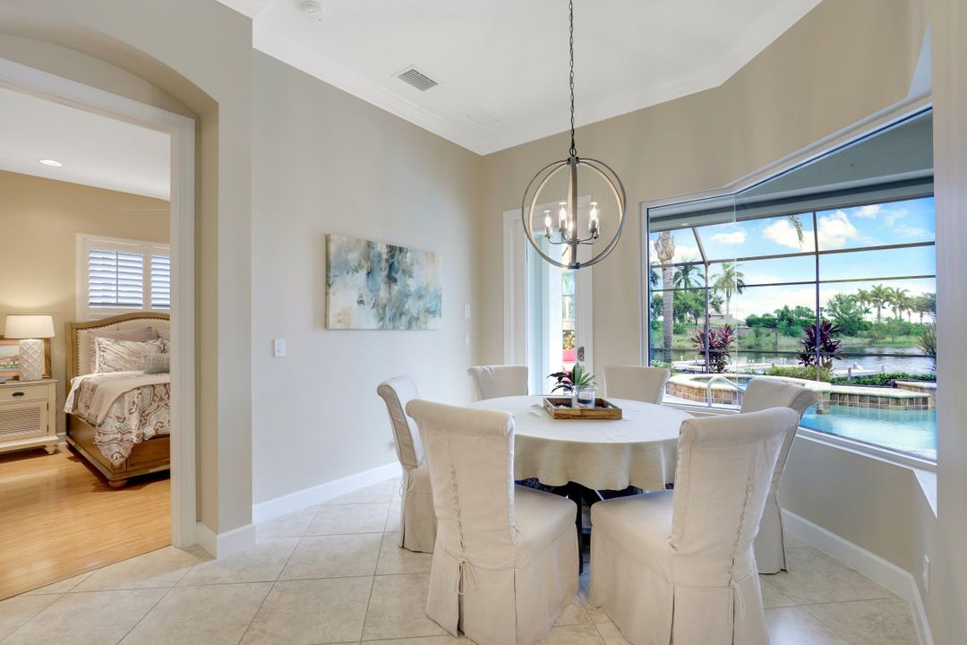8733 Hideaway Harbor Ct, Naples, FL 34120