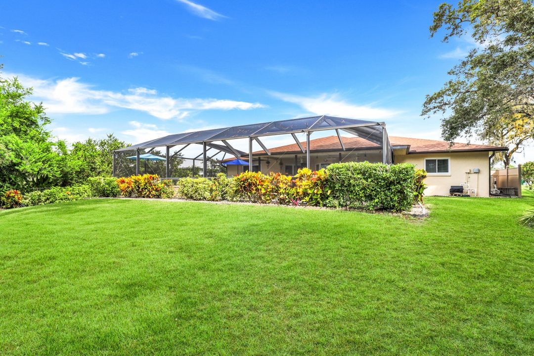 74 9th St, Bonita Springs, FL 34135