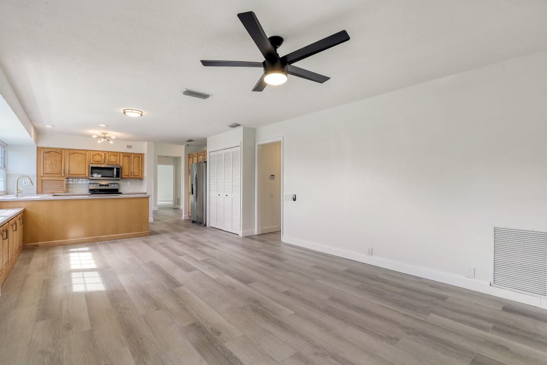 4414 Turnberry Ct, Bradenton, FL 34210