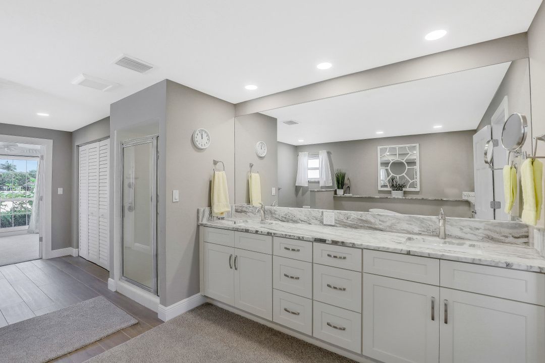 166 Hollyhock Ct, Marco Island, FL 34145