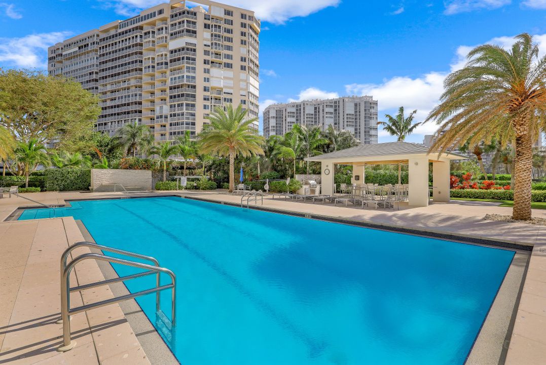 4051 Gulf Shore Blvd N #1105, Naples, FL 34103