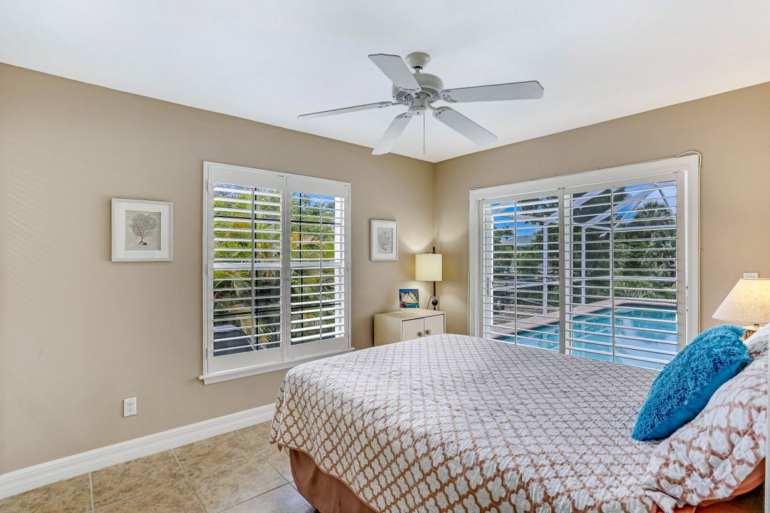 27313 Buccaneer Dr, Bonita Springs, FL 34135