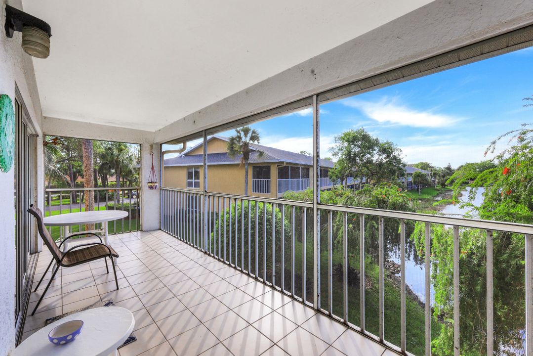 1250 Yesica Ann Cir #E201, Naples, FL 34110