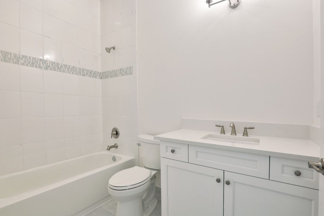 28549 Terramore Ct, Bonita Springs, FL 34135