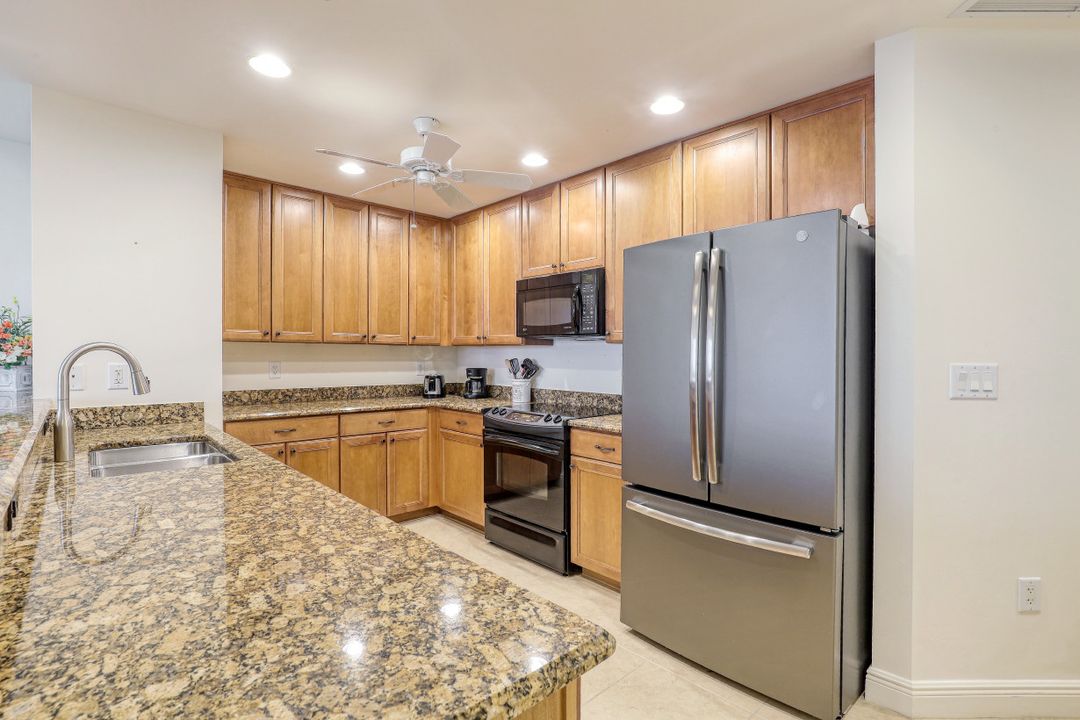 5781 Cape Harbour Dr #1308, Cape Coral, FL 33914