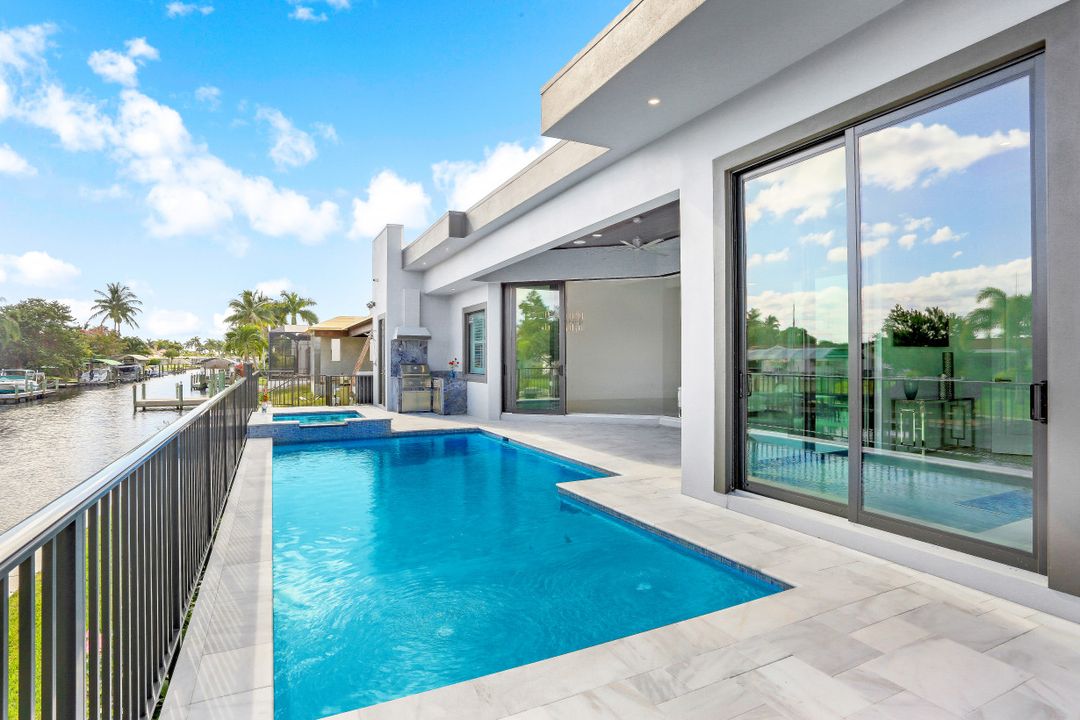 5305 Bayshore Ave, Cape Coral, FL 33904