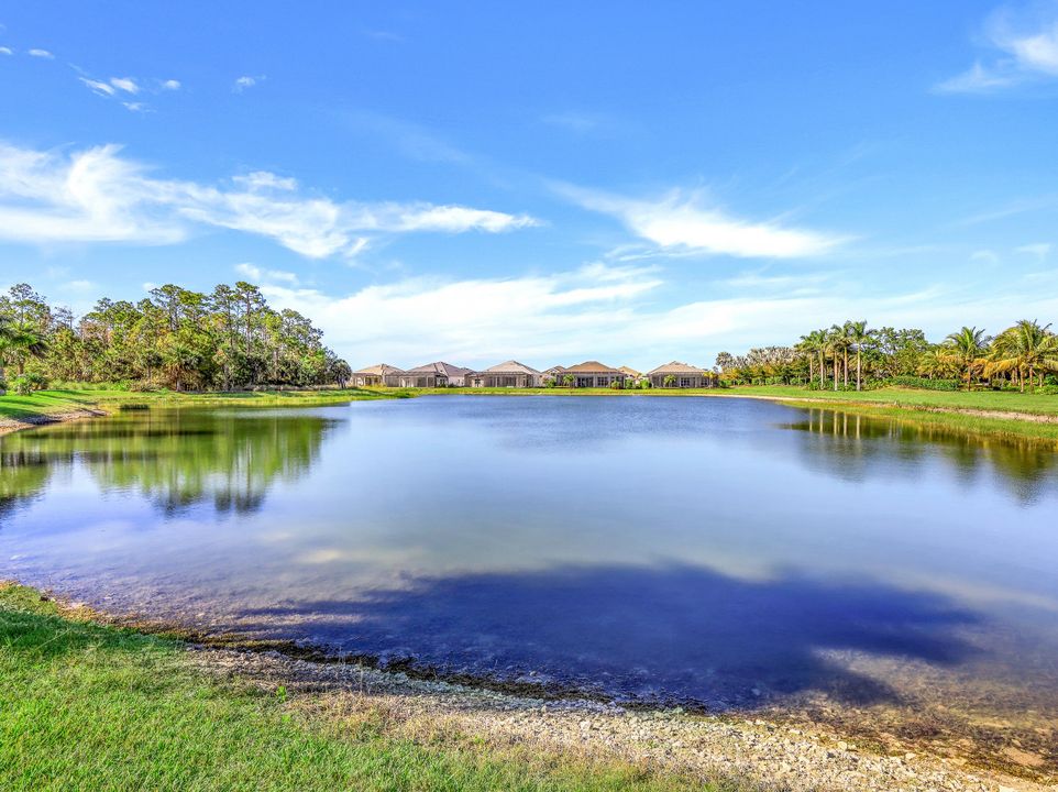 14167 Nautica Ct, Naples, FL 34114