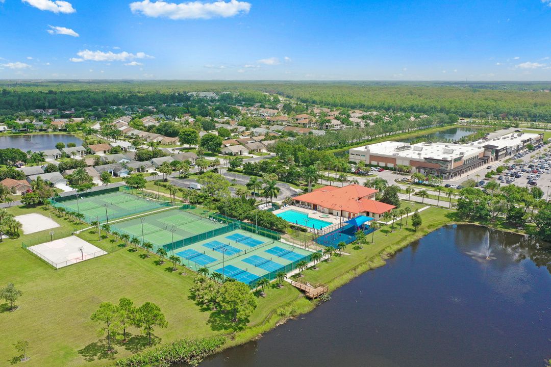 13202 Greywood Cir, Fort Myers, FL 33966