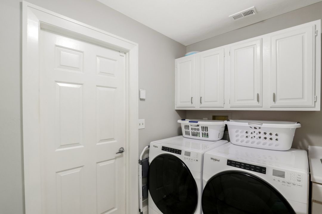 2201 Noble Ct, Naples, FL 34110